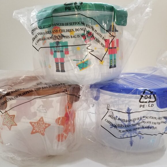 Holiday food storage containers (6 total). - Picture 12 of 13